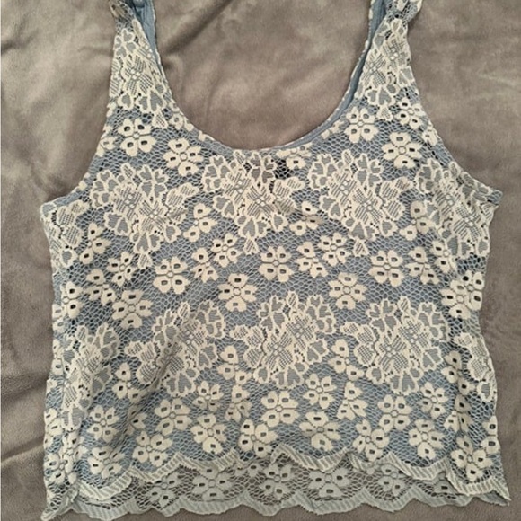 TOPSHOP Floral Top - Picture 2 of 4